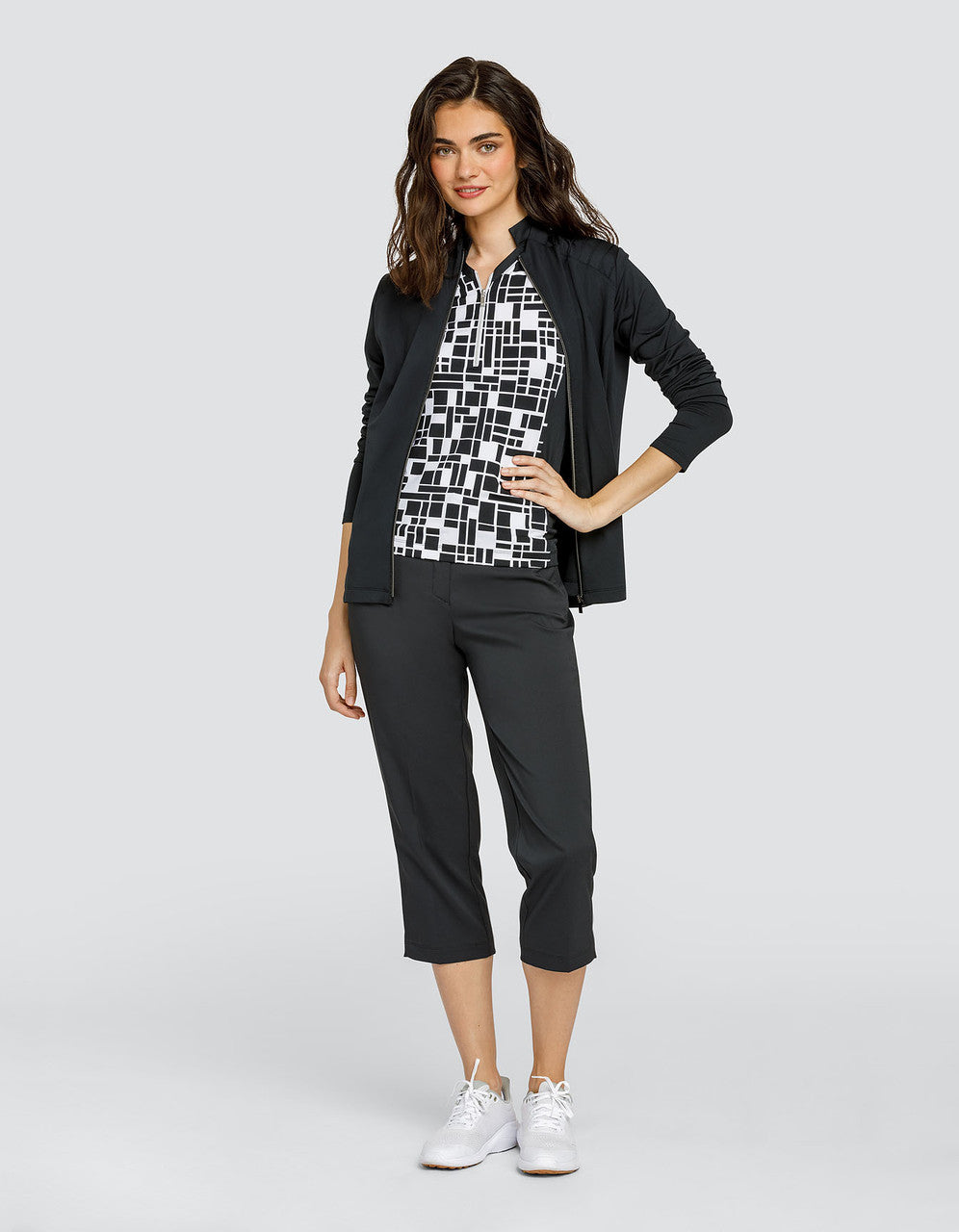 [NWT] Tail Classic 23" Black Capri